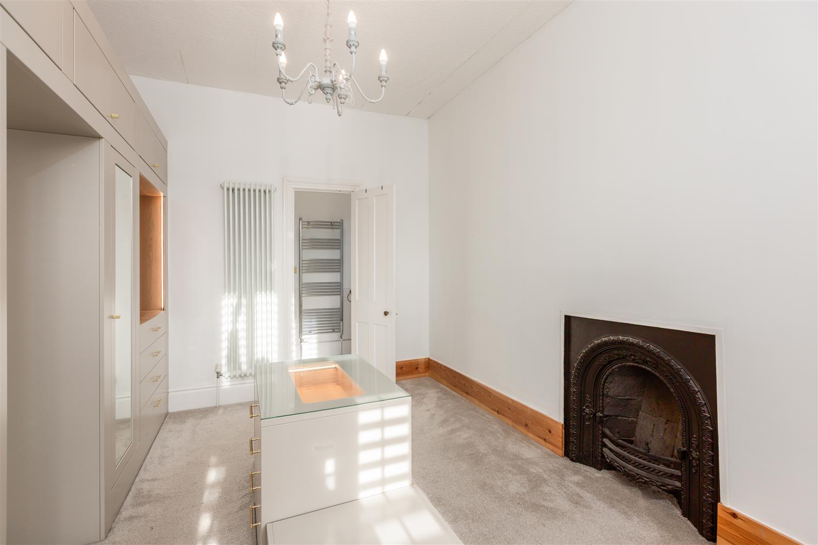 Queen Victoria Road, Llanelli, SA15 2TL